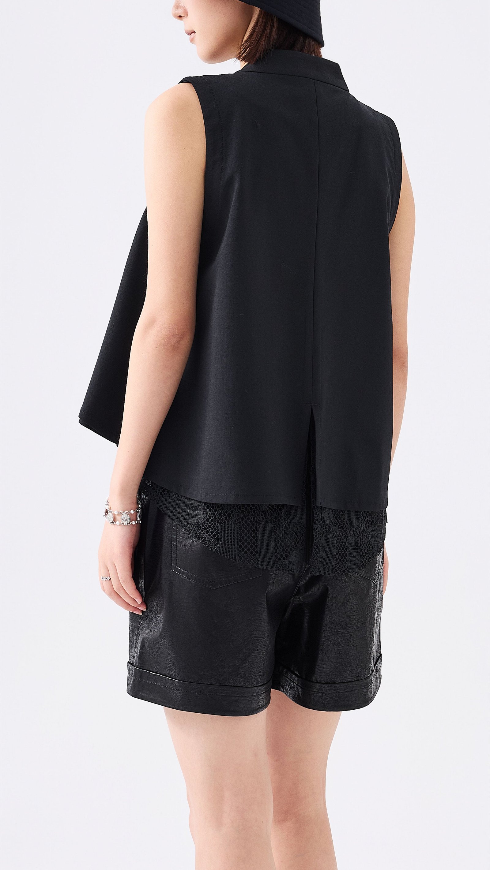 Waistcoat with Lace Detail - Image 4